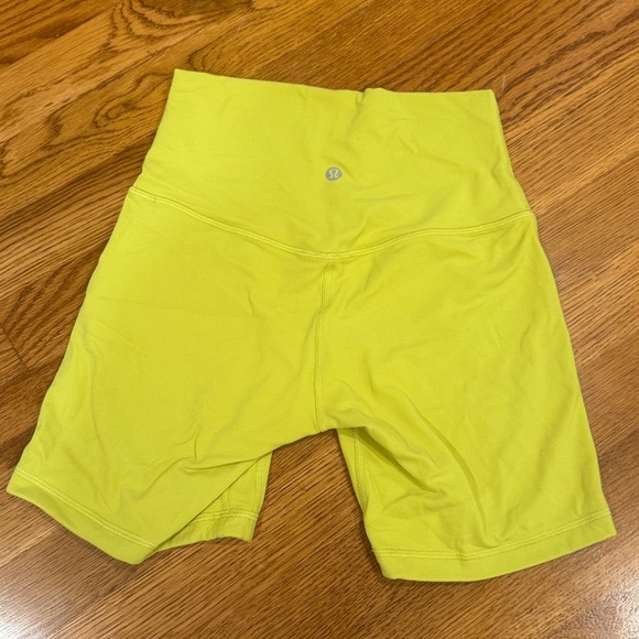 Align biker shorts 6in inseam - Picture 2 of 3